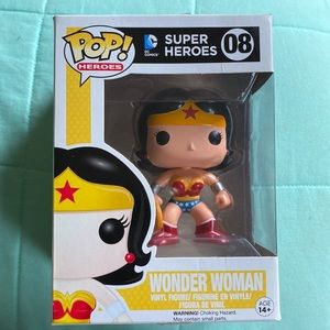 DC super heroes Wonder Woman funko pop